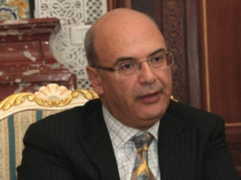 ﺣﻜﻴﻢ ﺑﻦ ﺣﻤﻮﺩﺓ ”: ﻣﻦ ﻏﻴﺮ ﺍﻟﻤﻘﺒُﻮﻝ ﺗﻘﺪﻳﻢ ﻗﺎﻧﻮﻥ ﺍﻟﻤﺎﻟﻴّﺔ ﺇﻟﻰ ﺑﺮﻟﻤﺎﻥ ﻋﺪﻳﻢ ﺍﻟﺨﺒﺮﺓ ﻟﻠﻨّﻈﺮ ﻓﻴﻪ ﺧﻼﻝ ﻭﻗﺖ ﻗﻴﺎﺳﻲ