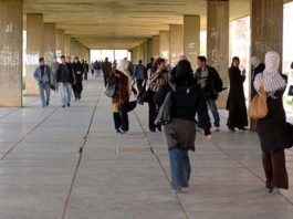 الجزائر تٌجمد بصفة فورية التربصات الجامعية في تونس