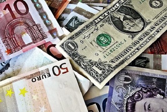 احتياطي تونس من العملة الصعبة يبلغ 107 أيام توريد