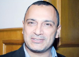 السيرة الذاتية لأحمد قعلول المرشّح لوزارة الرياضة
