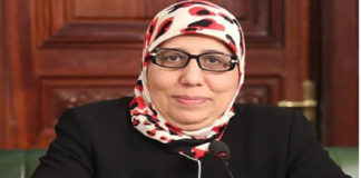 يمنية الزغلامي: لن أصوت لمنح النواب جوازات سفر ديبلوماسية حتى ولو صوّتت النهضة