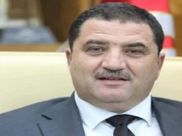 الياس المنكبي: “هذا ما اتخذناه في شأن الطائرة الموبوءة والطاقم”