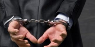استنجد بمنحرف ونفذ عملية سطو من اجل 50 الف دينار بعد أن طرده صاحب الشركة من العمل