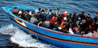 من بينهم نساء حوامل: لامبادوزا الايطالية تستقبل 36 مهاجرا تونسيا غير شرعي