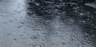 تسرب مياه الأمطار الى عدد من المنازل بسكرة