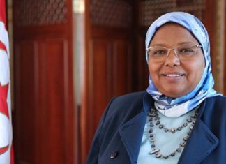 نائبة النهضة:”تعيين بن سالم والحمامي واقع ستقبلونه غصبا عنكم.. واللي ما عجبوش يشرب من البحر”