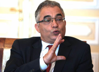 محسن مرزوق يدعو إلى جمهورية ثالثة