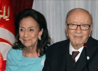 حافظ قائد السبسي يستعرض ذكرياته يوم العيد مع والديه ”أهل الغدر قاموا بمخطط ضدنا”