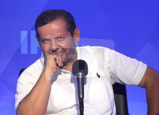 إكرام عزوز :”الدهماني ليست ناقدة فنية وغير محايدة..و بسيس صحافي غول أما مينجمش يكون ناقد مسلسلات”