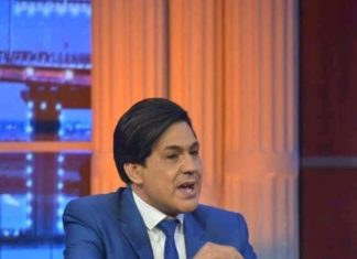 عبد الرزاق الشابي يكشف تفاصيل جديدة عن حبيبته الاعلامية