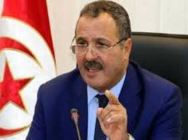 المكي يحذر من “انتقال العدوى بين السياح”