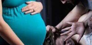 صادم في تونس : أب يغتصب ابنته 3 مرات ويُنجب منها “التفاصيل”