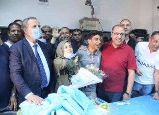 صور: بعد 5 أيام من اختطافه..الرضيع يوسف يعود الى حضن والديه