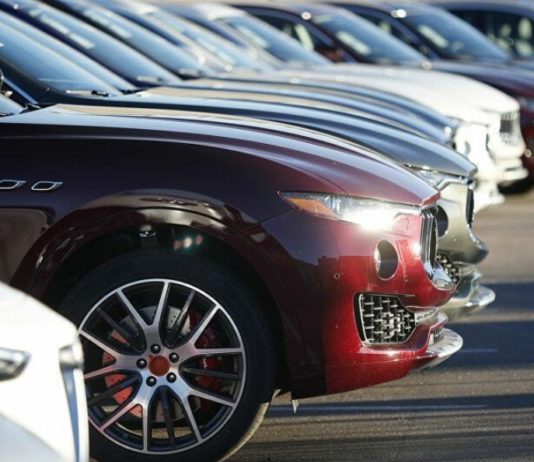 فيديو:تونس تحصلت على 40 سيارة من الإمارات والكويت في القمة العربية قيمة السيارة الواحدة 500 مليون أين ذهبت ؟ ومن يستغلها ؟