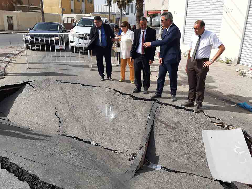 Un-trou-dans-la-route-sfax-saltnia