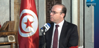 الفخفاخ: تونس على حافة الإفلاس