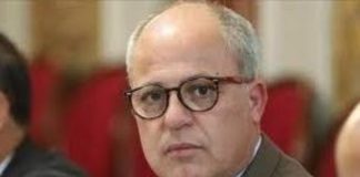 حجي: “الواقع يفرض العودة إلى النظام الرئاسي..فلنخض التجربة