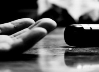 اعلامية تحاول الانتحار بـ”صبغة شعر”