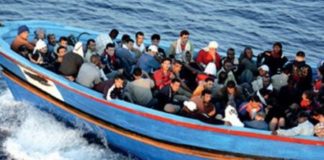 إيطاليا توافق على استقبال مهاجرين عالقين في المتوسط منذ 40 يوما