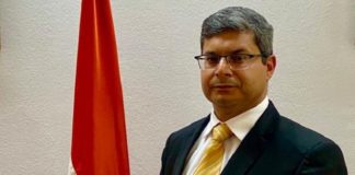 مدّ يد العون حتّى لا يُترك أحد جانبا… بقلم سعادة سفير الهند