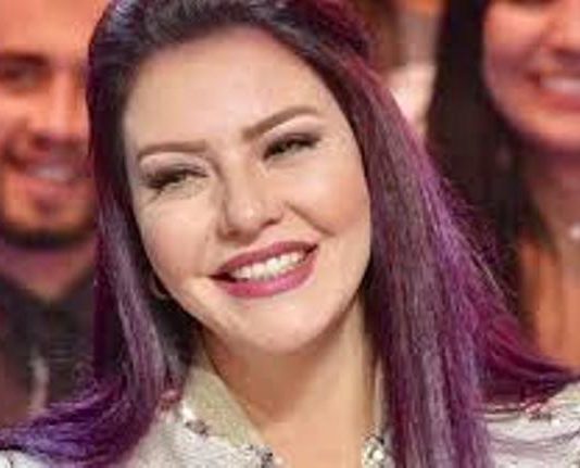 صورة: بية الزردي تثر الجدل بعد عملية تجميل