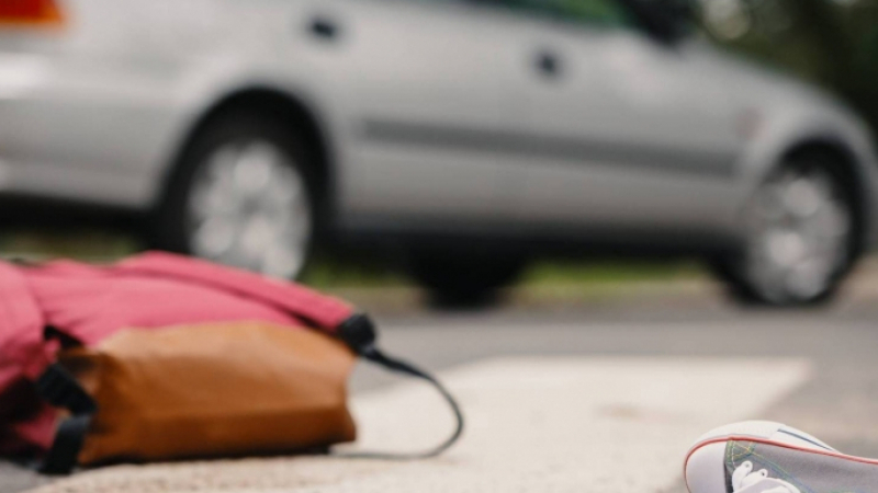 سيارة تنهي حياة تلميذ أثناء خروجه من المدرسة