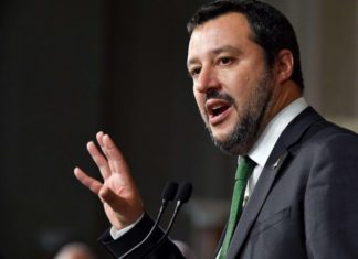 سالفيني يدعو وزيرة داخلية إيطاليا للاستقالة إذا تأكد أن منفذ هجوم نيس تم إنزاله في لامبيدوزا