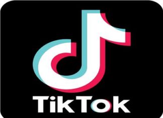 توأم ..انفصلتا بسبب خرافة واجتمعتا بعد ربع قرن بفضل تيك توك