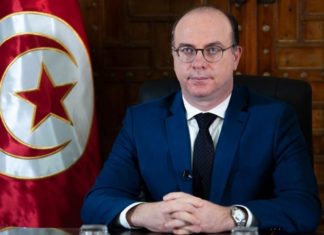 الفخفاخ يرد على اتهامه في ملف النفايات المستوردة من إيطاليا