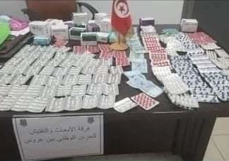 بن عروس: القبض شبكة مختصة في تهريب الأدوية من بينهم 5 تونسيات