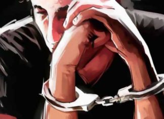 صورة : جريمة بشعة “يقتل زوجته وأم ابناءه الاربعة بعد أن اتهمها بخيانته مع والده”