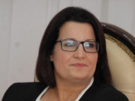 الدكتورة سميرة مرعي تحذر المستشفيات العمومية مهددة بالغلق