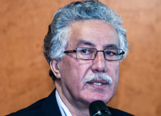 حمّة الهمّامي أمام القضاء بسبب “الفايسبوك”