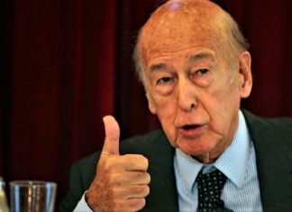 وفاة الرئيس الفرنسي الأسبق فاليري جيسكار ديستان