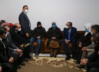 “بالفيديو” المشيشي من منزل شهيد الواجب : المستشفيات أصبحت مقابر المواطنين