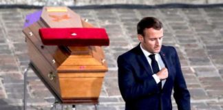 فرنسا: مدرسة تطرد تلميذا لاستحسانه قتل المعلّم من قبل إرهابي