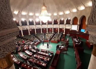 كتل برلمانية تطالب الغنوشي برفع الحصانة عن كتلة ائتلاف الكرامة