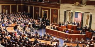مجلس النواب الأمريكي يبدأ مناقشاته بشأن قرار عزل ترامب