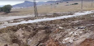 جندوبة: انزلاق أرضي خطير قرب المدرسة الابتدائية “الشحارير” بعين دراهم يهدد مستعملي الطريق