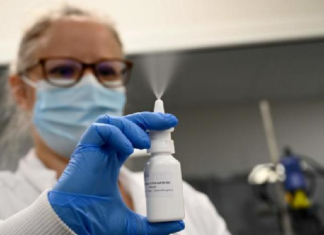 قيل أنه يقتل 99% من فيروسات كورونا: لماذا منعت فرنسا بيع رذاذ الأنف؟