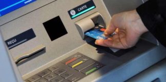 القبض على شابين سحبا أموالا باستعمال بطاقة بنكية مسروقة