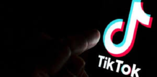 ”الوشاح الأزرق”..الأزهر يحذر من ”لعبة الموت” على تيك توك