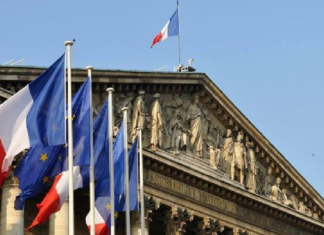 فرنسا: 50 نائبا برلمانيا يتلقون تهديدات بالقتل