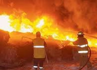 نابل: اندلاع حريق في محليّن لبيع الملابس المستعملة