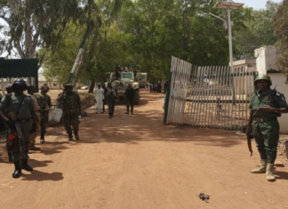 محاولة خطف جديدة.. مسلحون يهاجمون مدرسة نيجيرية