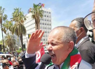 الطبوبي يدعو إلى مقاطعة البضائع الأمريكية