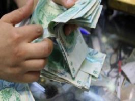 تأخر صرف الأجور بسبب إضراب أعوان القباضات