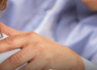 عزل أستاذ وإيقاف 3 موظفين تورطوا في التحرش الجنسي بتلميذات