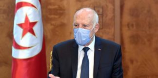 قيس سعيّد في اجتماع طارئ بالمشيشي وهؤلاء الوزراء..