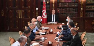 رئيس الجمهورية يترأس اجتماعا طارئا للقيادات العسكرية و الأمنية